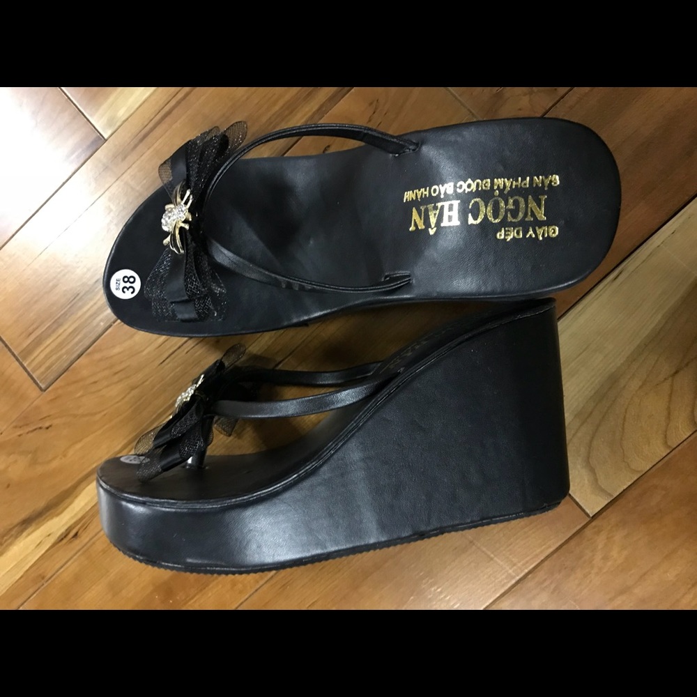 Sandals wedges
